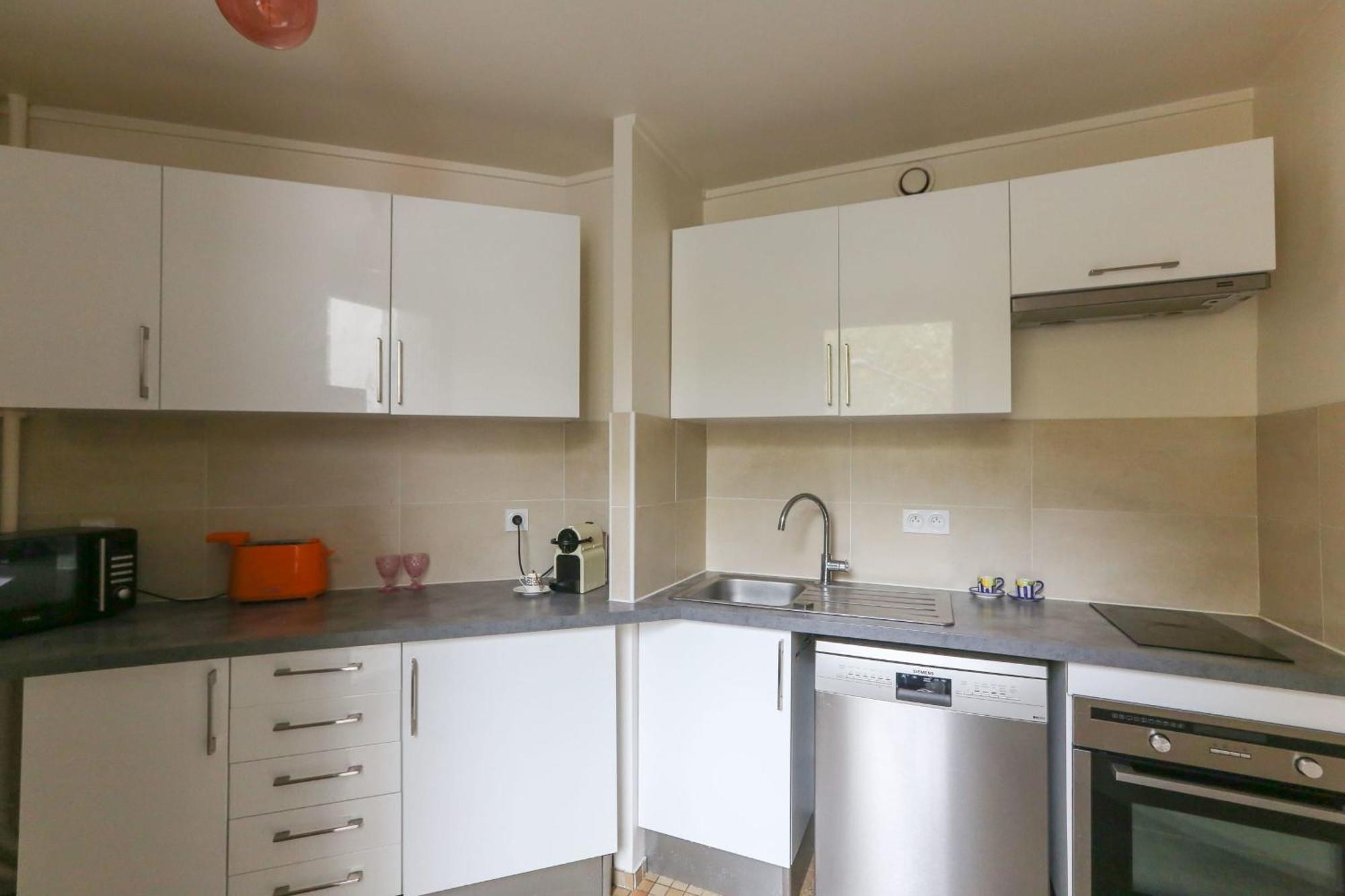 Apartment In With Balcony Paris