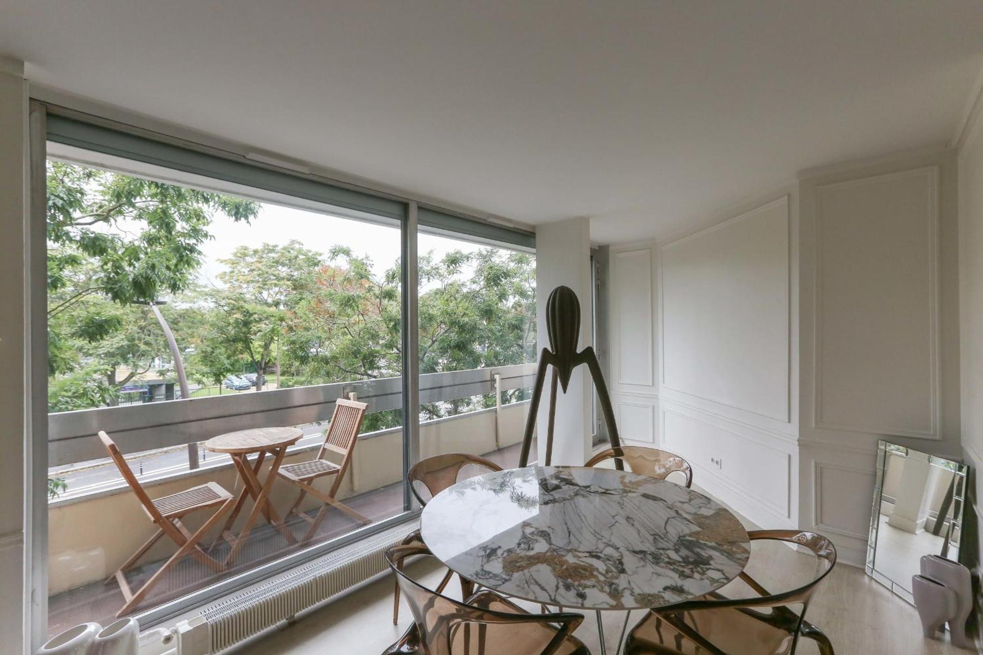 In With Balcony